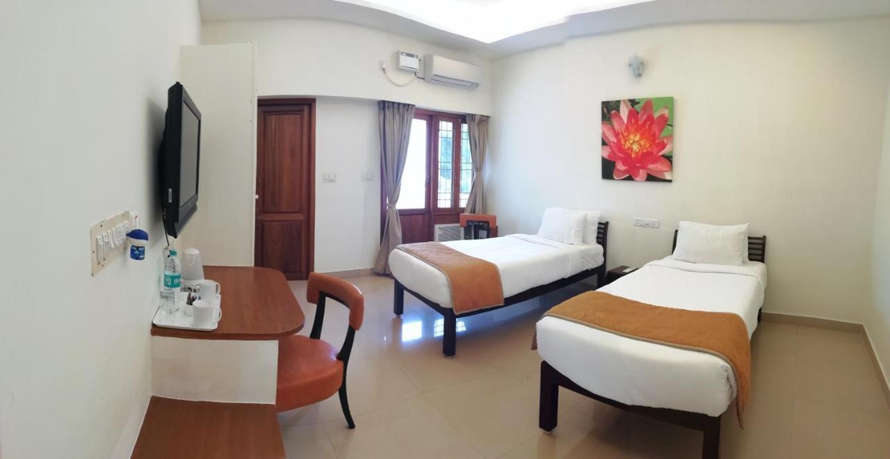Hotel La Grace Integral Retreat à Pondichéry Extérieur photo